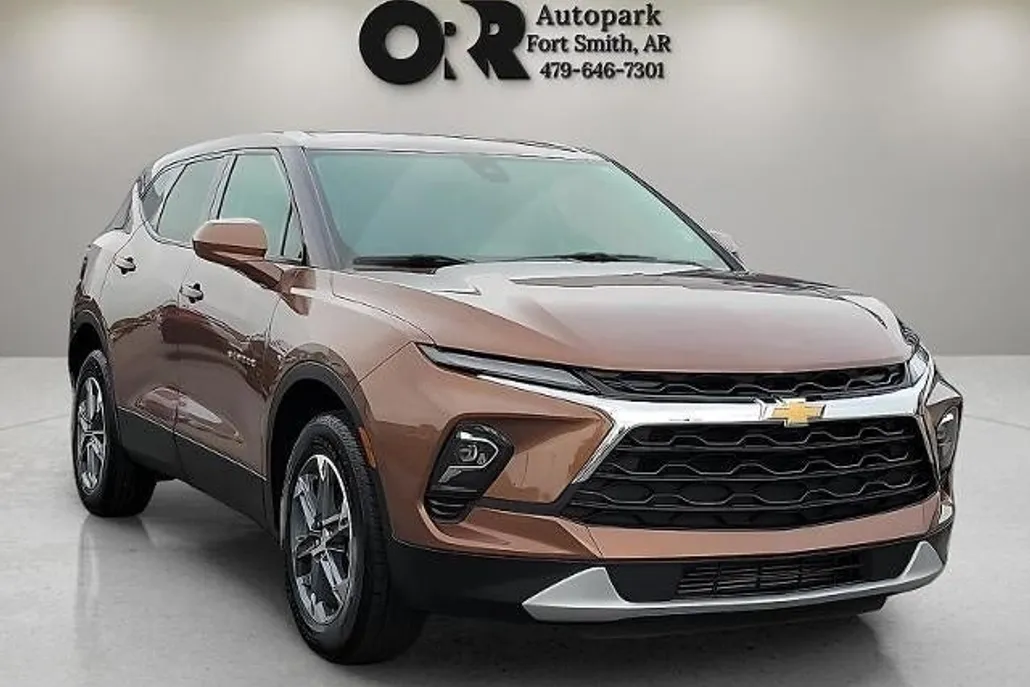 2023 Chevrolet Blazer 2LT photo 1