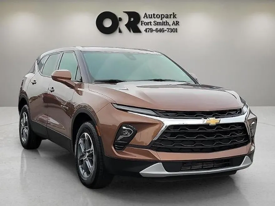 2023 Chevrolet Blazer 2LT photo 1