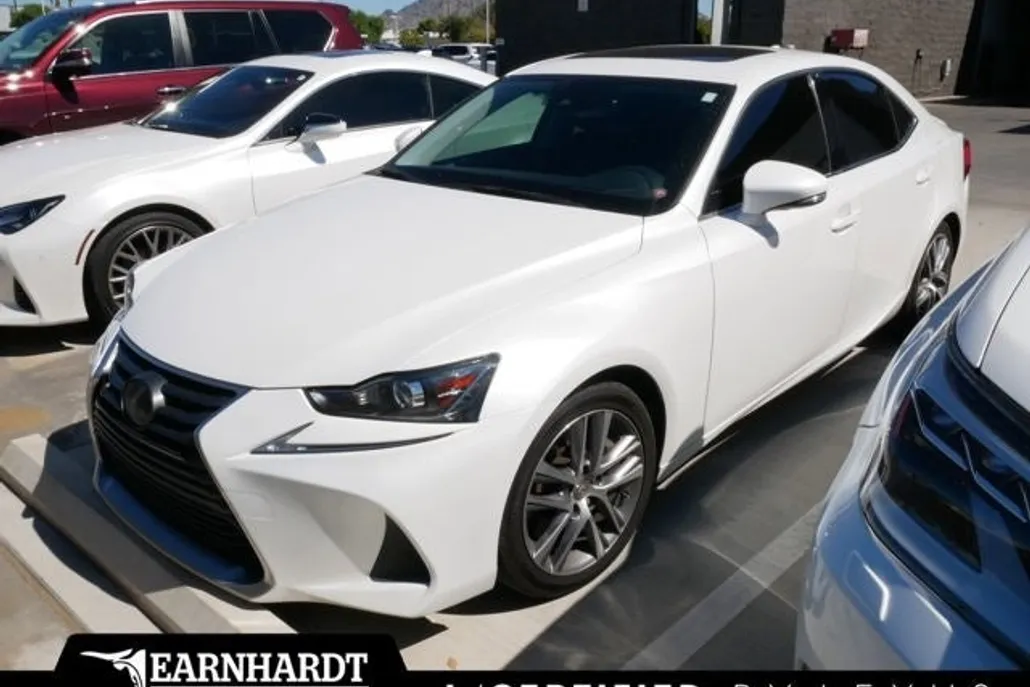 2019 Lexus IS 300 photo 1