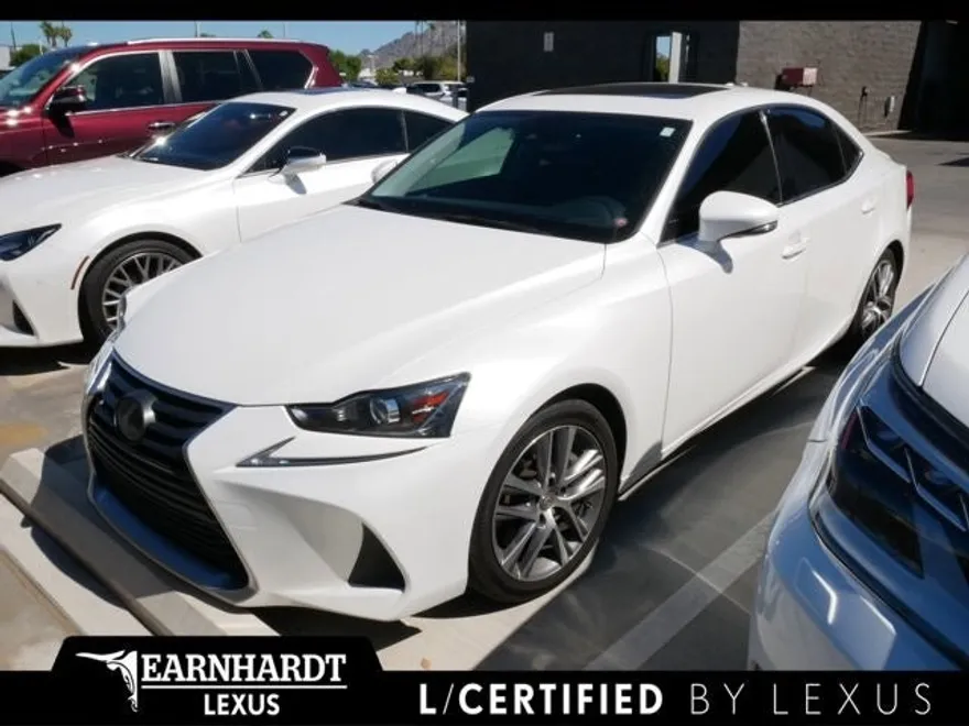 2019 Lexus IS 300 photo 1