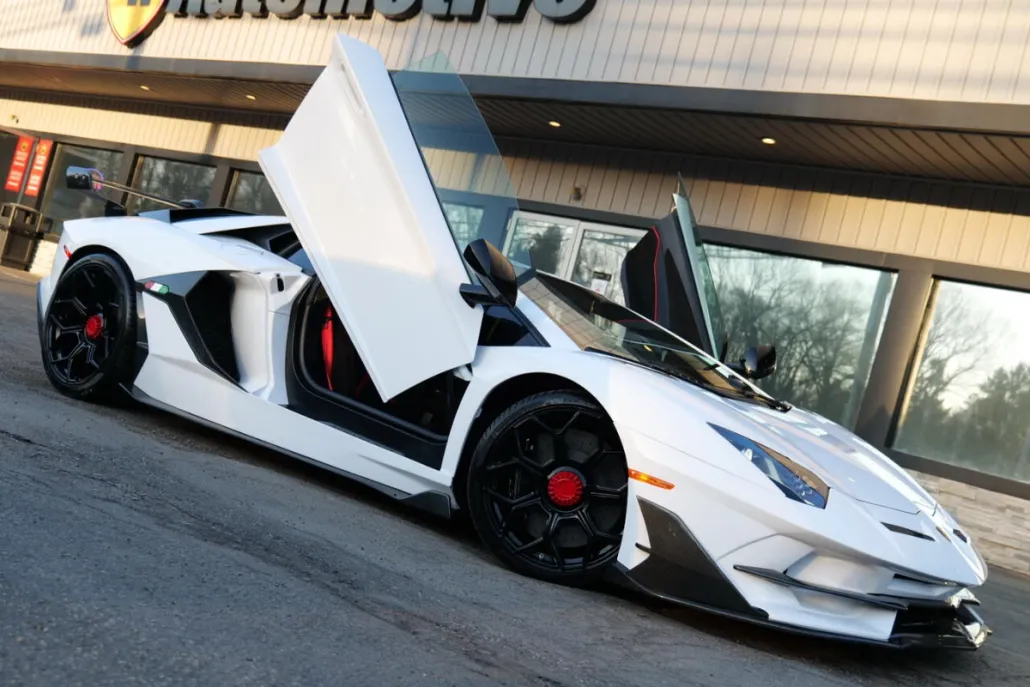 2014 Lamborghini Aventador SVJ photo 1