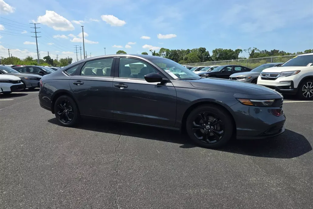 2025 Honda Accord 1.5T SE photo 1