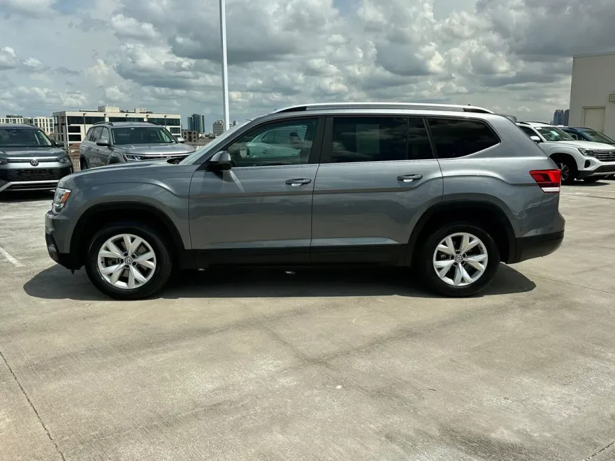 2018 Volkswagen Atlas SE Technology photo 1