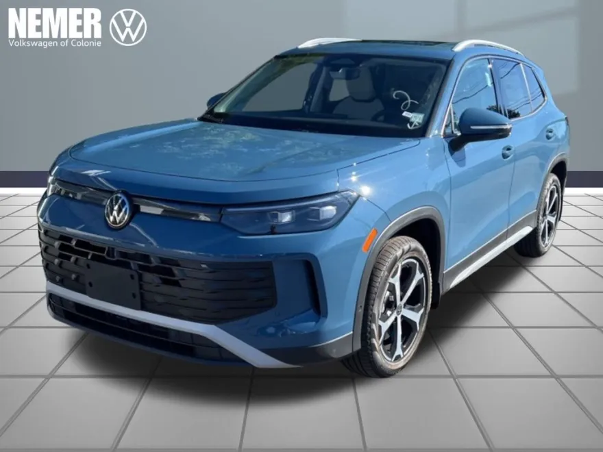 2025 Volkswagen Tiguan SE photo 1