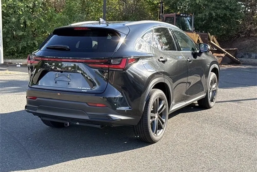 2023 Lexus NX 450h+ Luxury photo 1