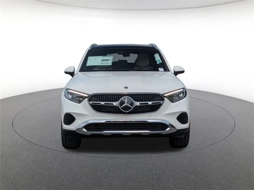 2026 Mercedes Benz GLC 300 4MATIC photo 1