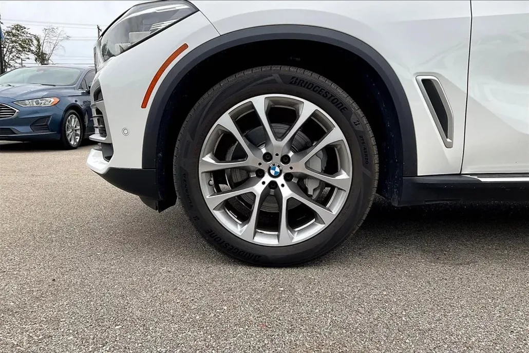 2023 Bmw X5 xDrive40i photo 1