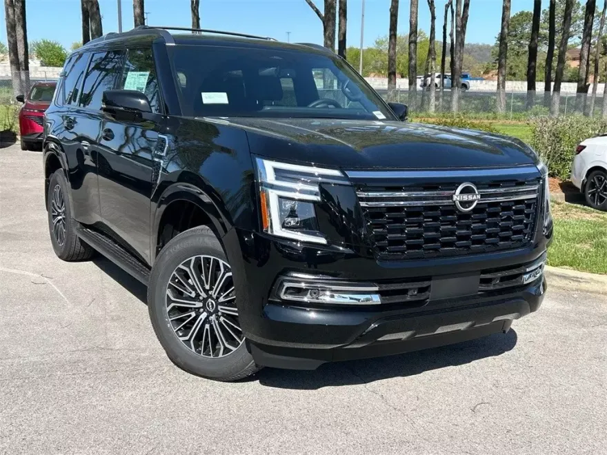 2025 Nissan Armada SL photo 1