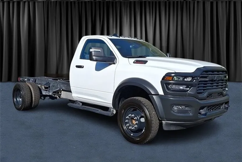 2025 Ram 5500 photo 1