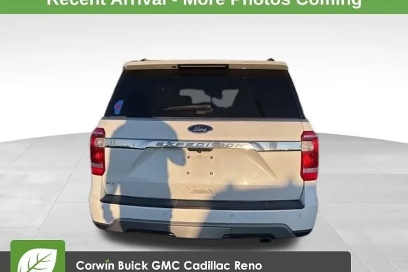 2021 Ford Expedition XLT photo 1