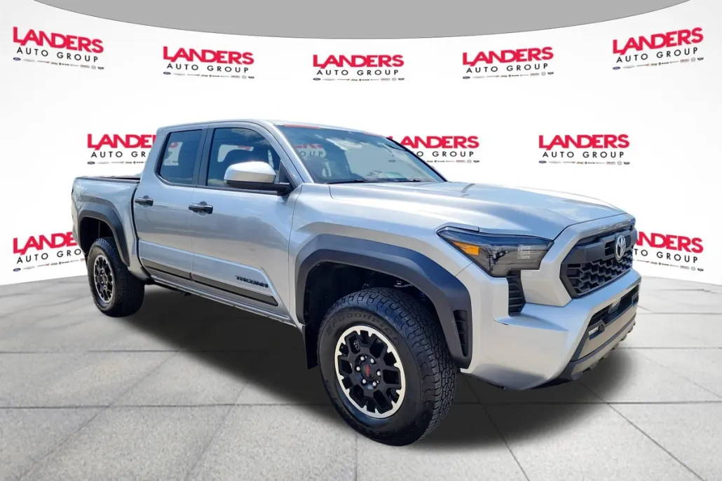 2024 Toyota Tacoma TRD photo 1