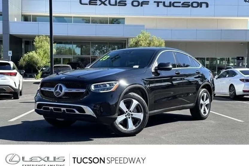 2023 Mercedes Benz GLC 300 4MATIC photo 1