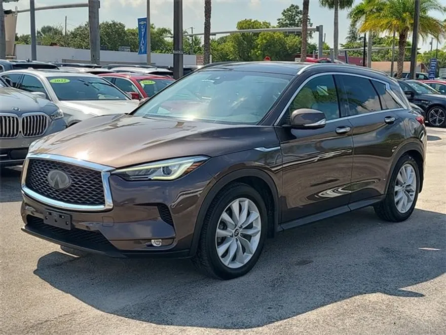 2019 Infiniti QX50 Essential photo 1