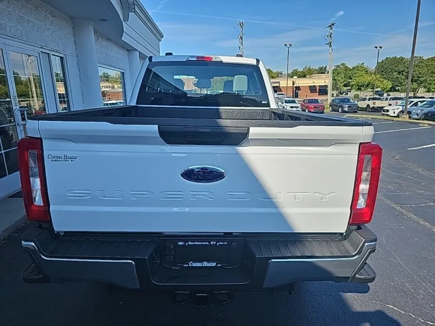 2026 Ford F-250 photo 1