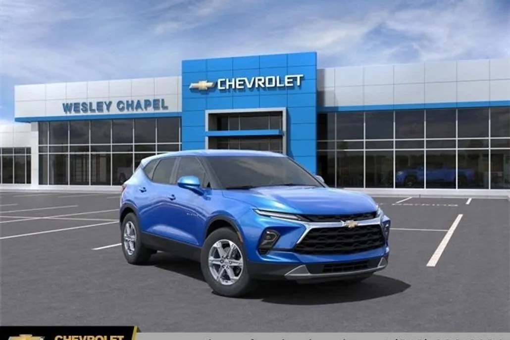 2025 Chevrolet Blazer 2LT photo 1