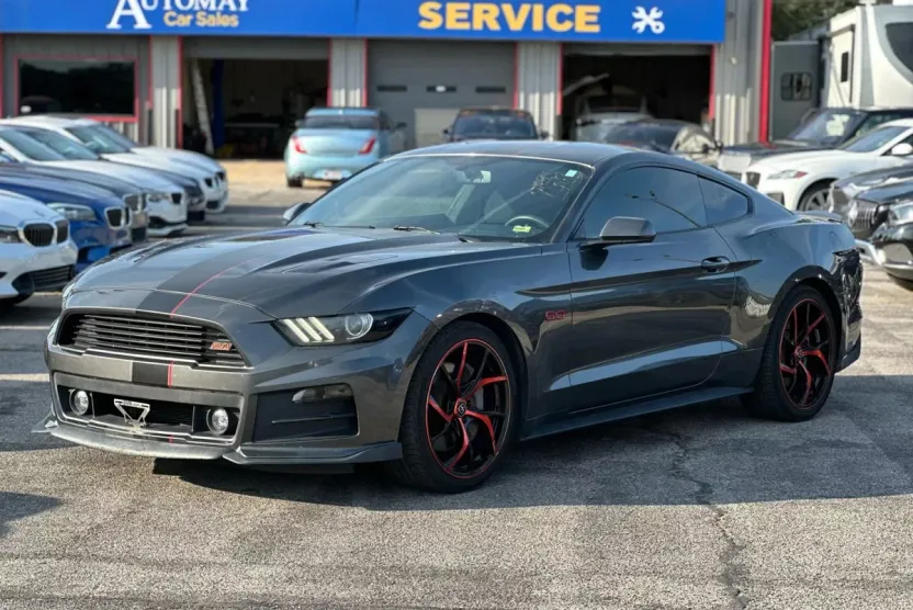2016 Ford Mustang GT photo 1