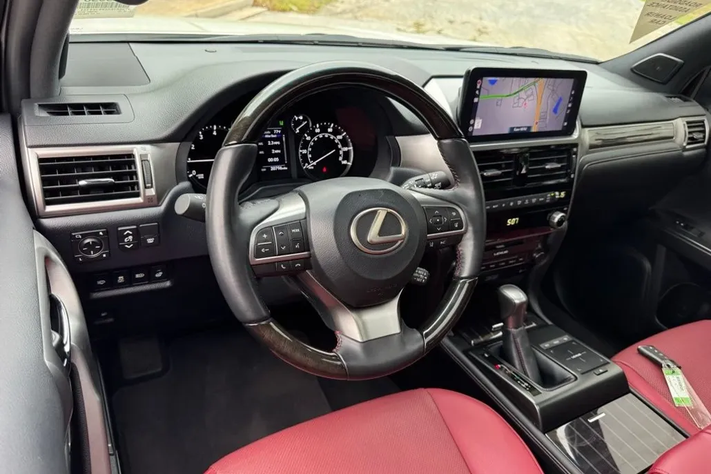 2023 Lexus GX 460 photo 1