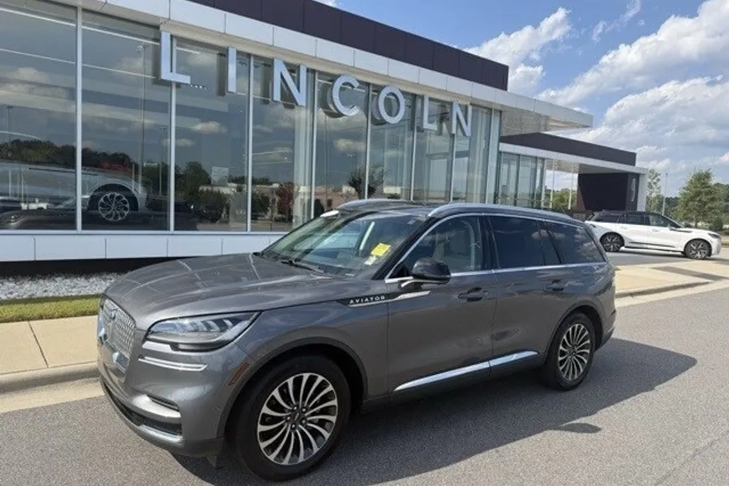 2022 Lincoln Aviator Reserve photo 1