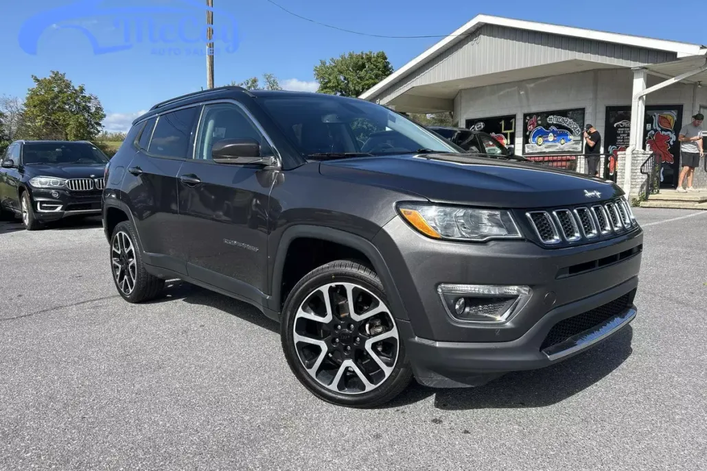 2018 Jeep Compass Limited photo 1