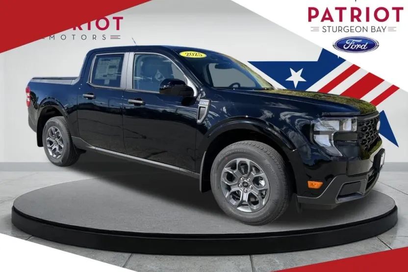 2025 Ford Maverick XLT photo 1