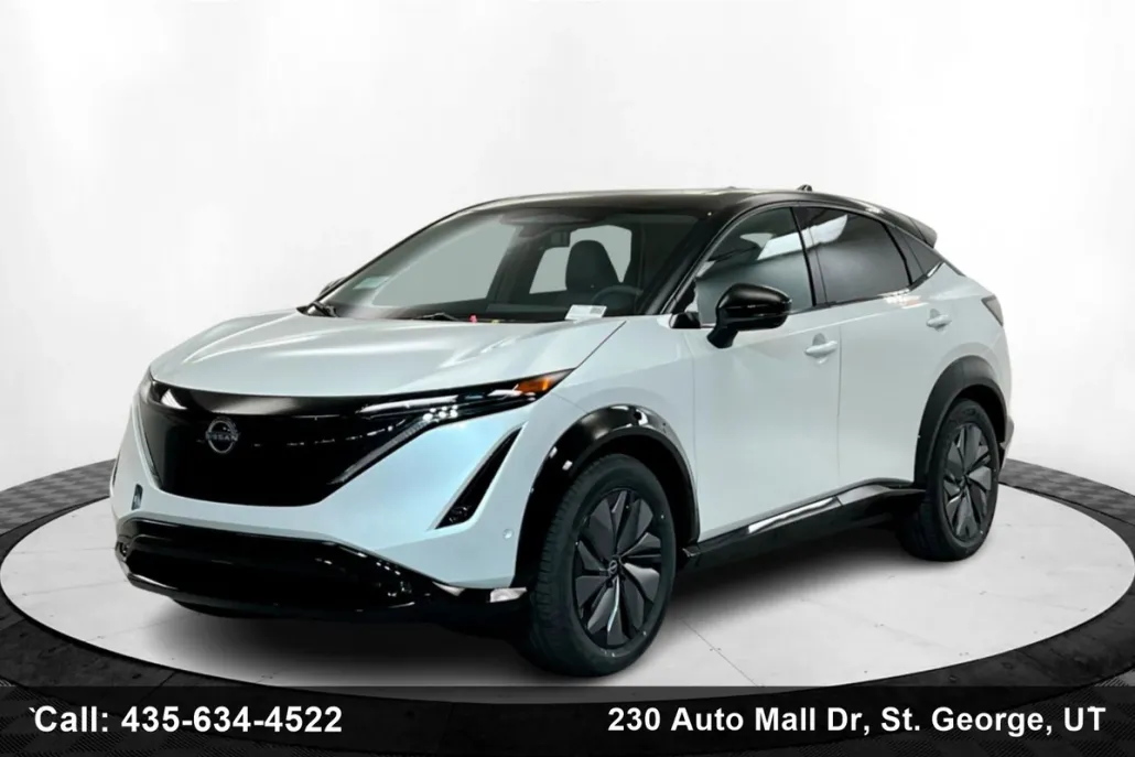 2025 Nissan ARIYA Platinum photo 1