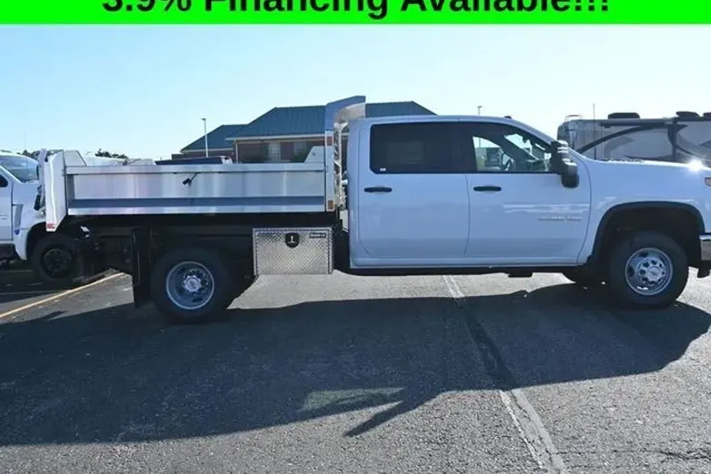2025 Chevrolet Silverado 3500HD Work Truck photo 1