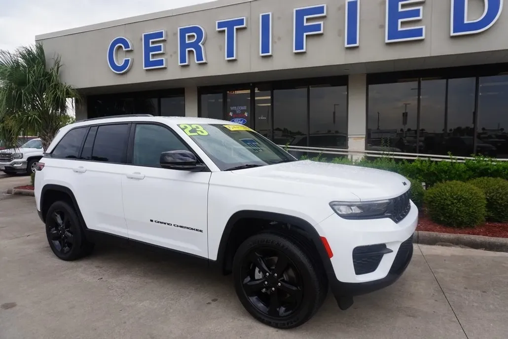 2023 Jeep Grand Cherokee Altitude X photo 1