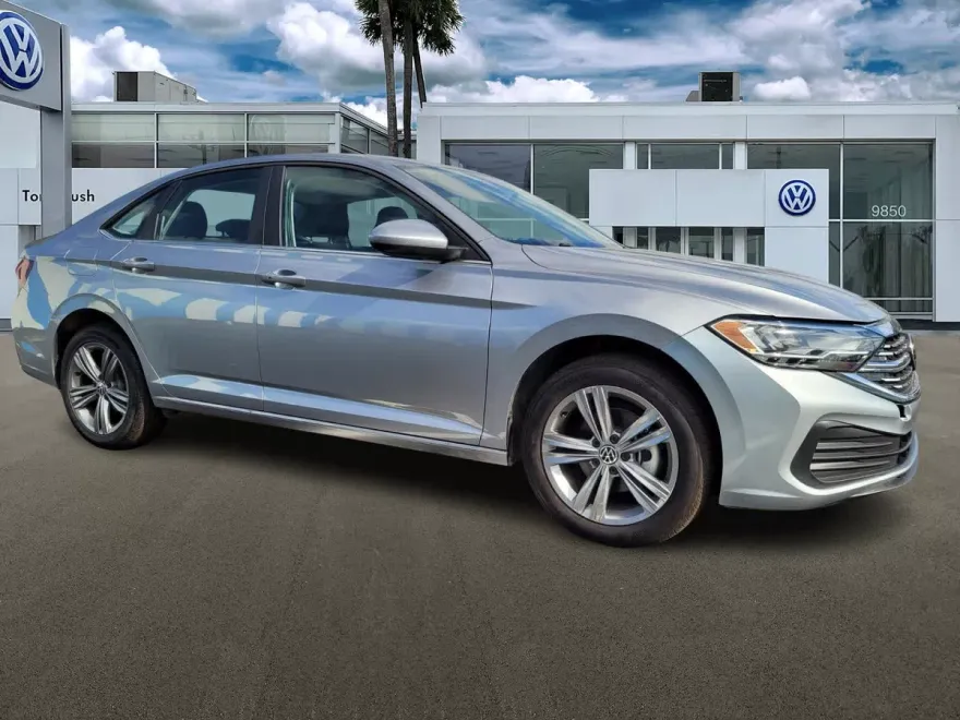 2024 Volkswagen Jetta SE photo 1