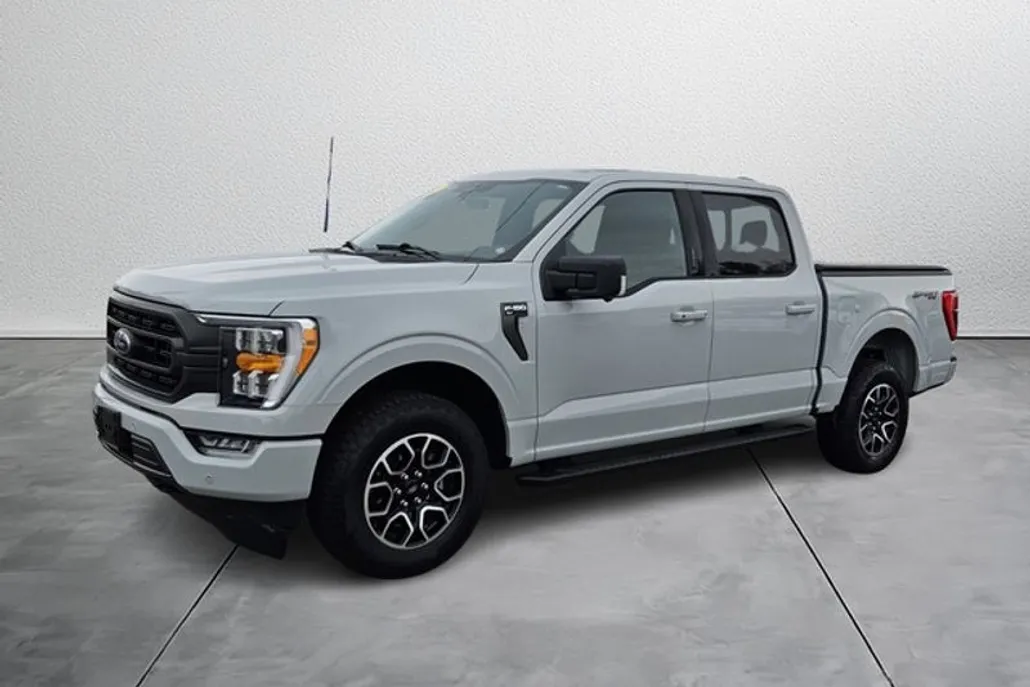 2023 Ford F-150 XLT photo 1