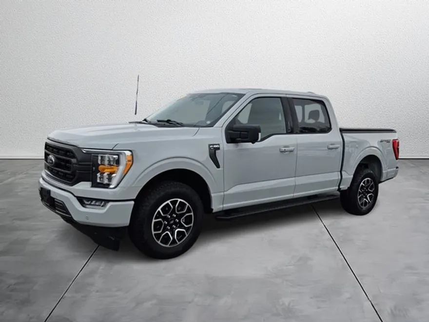2023 Ford F-150 XLT photo 1