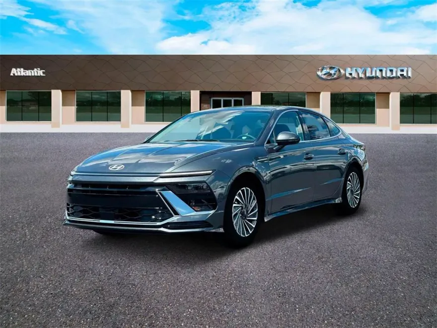 2025 Hyundai Sonata Hybrid SEL photo 1