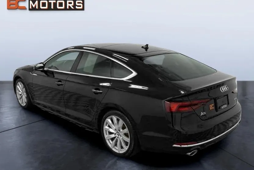 2018 Audi A5 Premium Plus Quattro photo 1