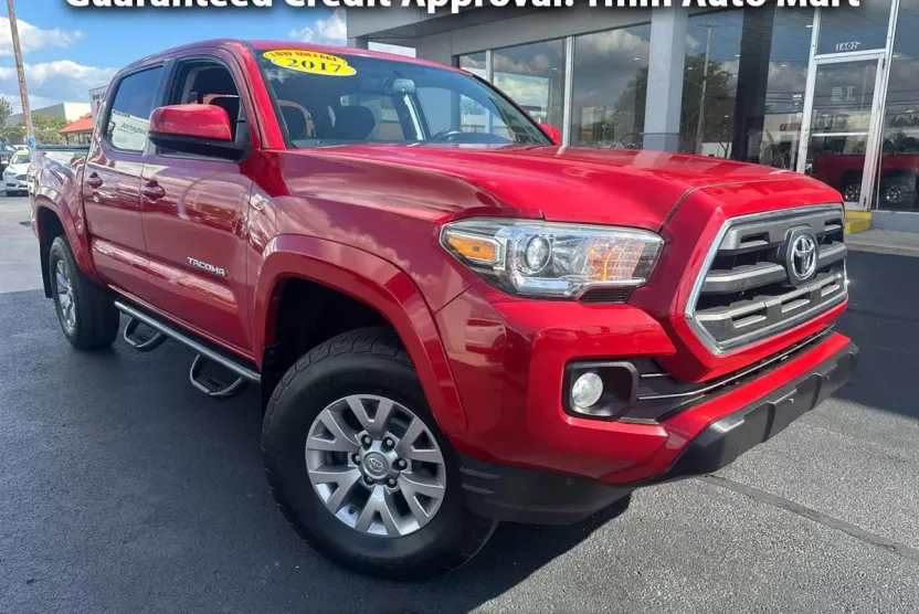 2017 Toyota Tacoma SR5 Double Cab photo 1