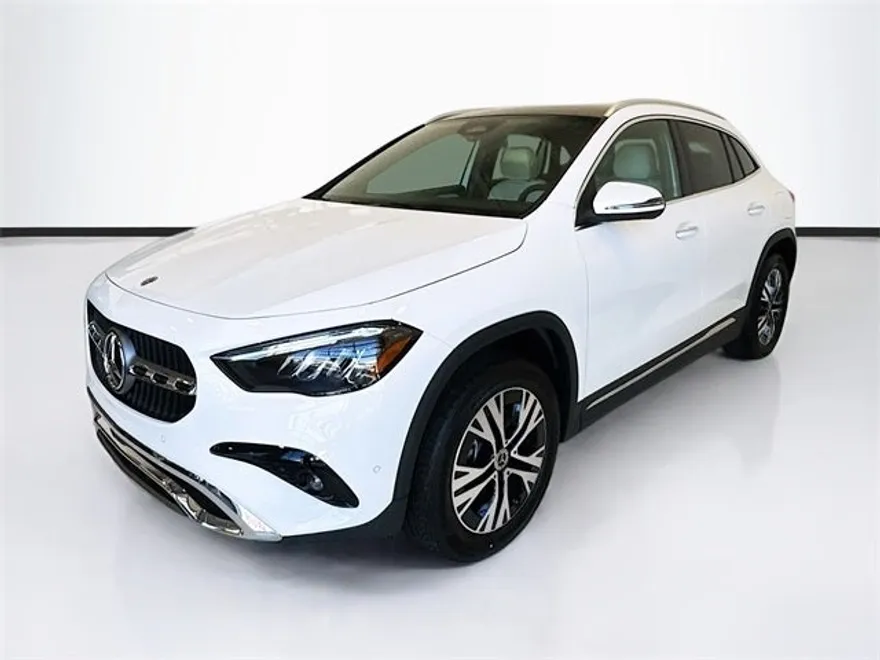 2025 Mercedes Benz GLA 250 4MATIC photo 1