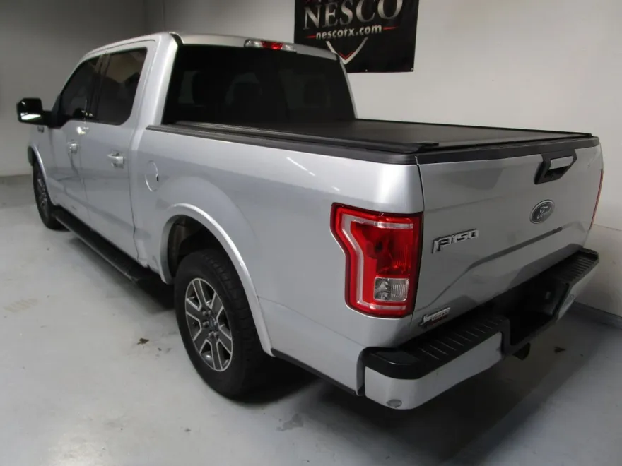 2017 Ford F-150 XLT photo 1