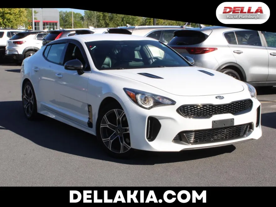2020 Kia Stinger GT-Line photo 1