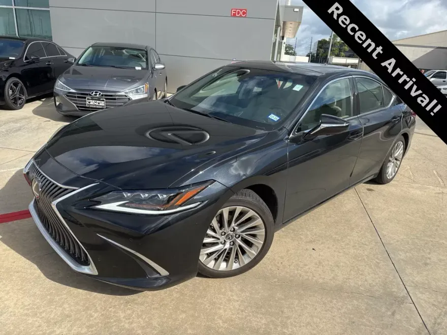 2021 Lexus ES 350 Ultra Luxury photo 1