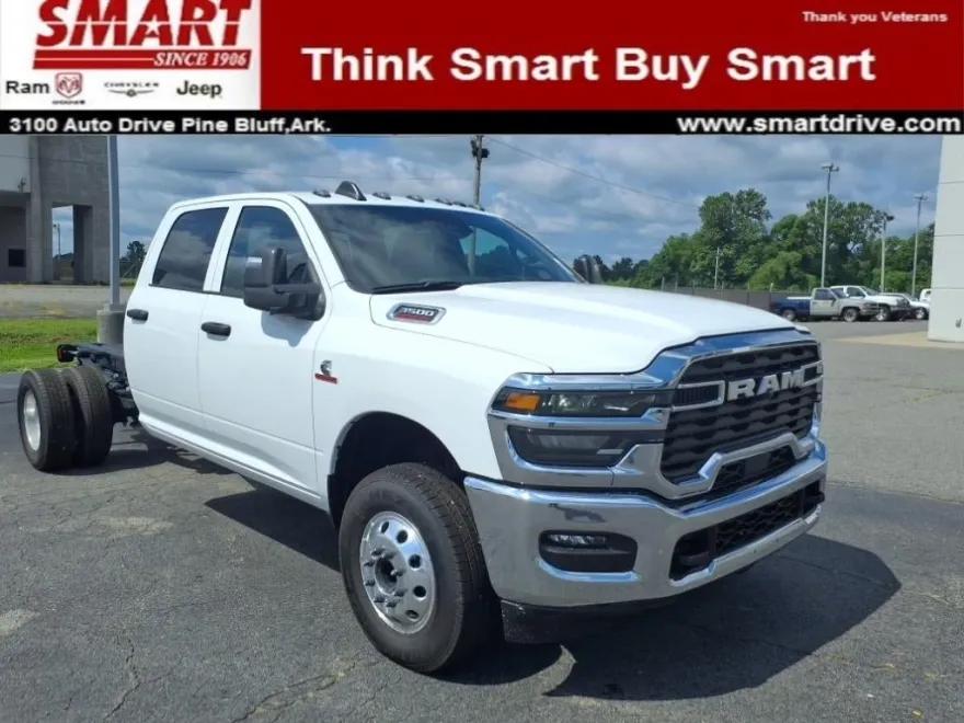 2025 Ram 3500 Tradesman photo 1