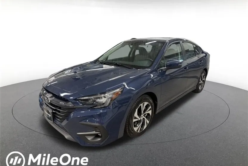 2025 Subaru Legacy Premium photo 1