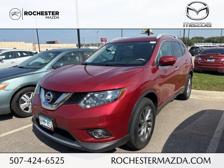 2015 Nissan Rogue SL photo 1