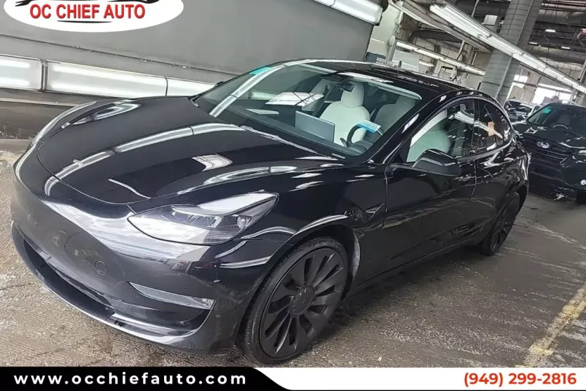 2023 Tesla Model 3 Performance photo 1