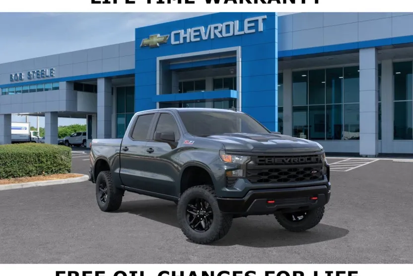 2026 Chevrolet Silverado Trail Boss Custom photo 1