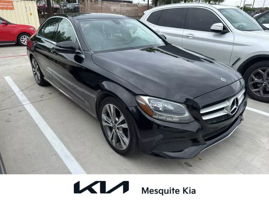 2018 Mercedes Benz C 300 Sedan photo 1