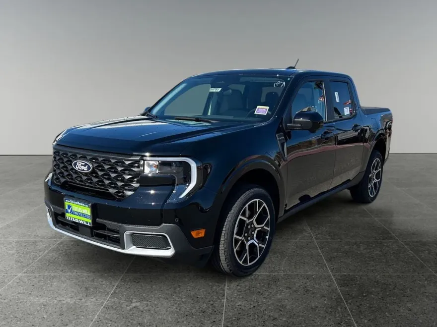 2025 Ford Maverick Lariat photo 1