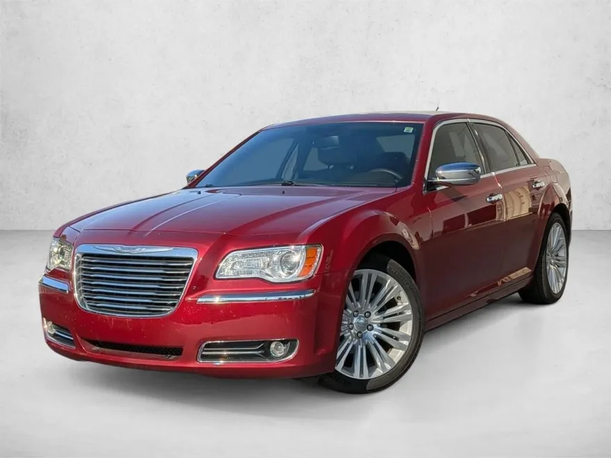 2013 Chrysler 300 C Base photo 1