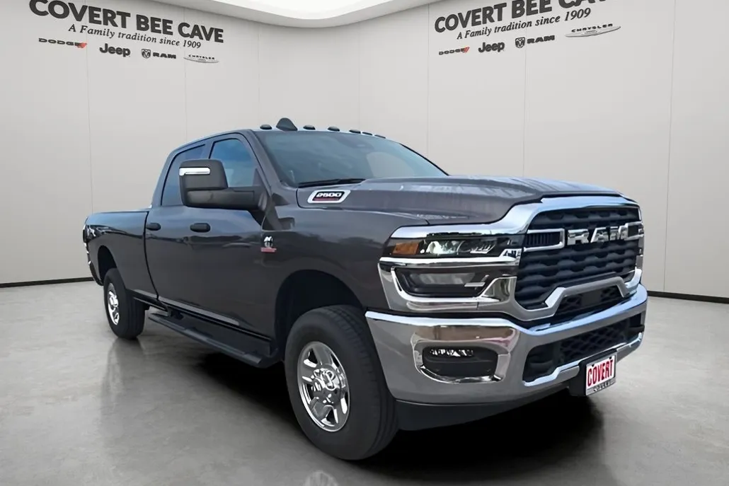 2025 Ram 2500 Tradesman photo 1