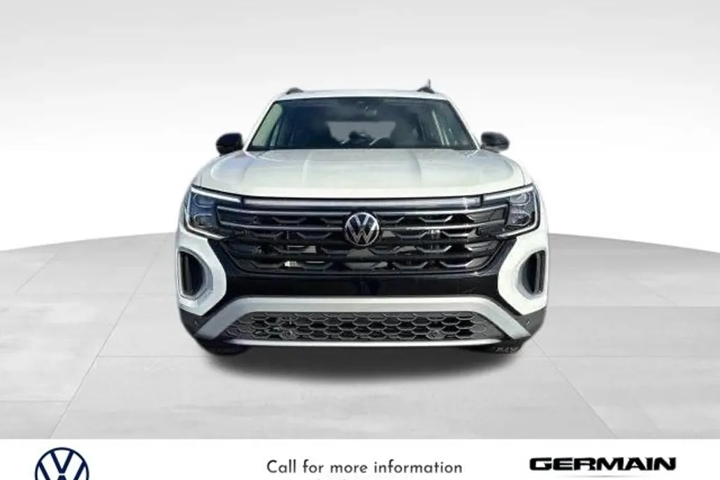 2025 Volkswagen Atlas Peak Edition SE photo 1