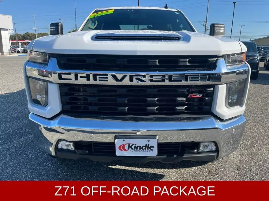 2022 Chevrolet Silverado 2500HD LT photo 1