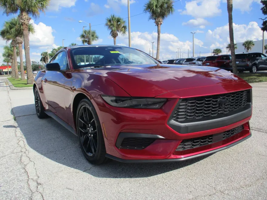 2025 Ford Mustang EcoBoost Premium photo 1