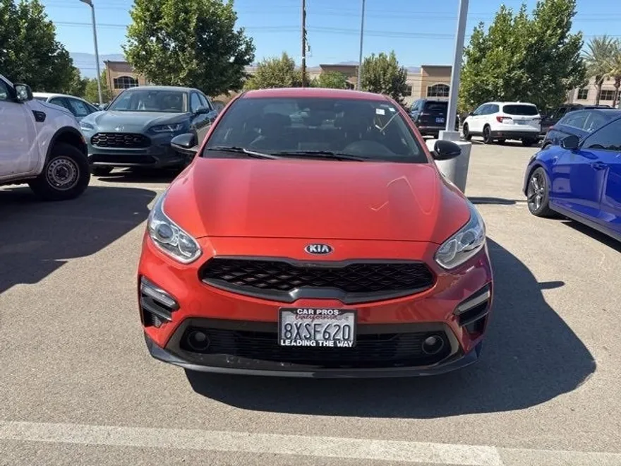 2021 Kia Forte GT-Line photo 1
